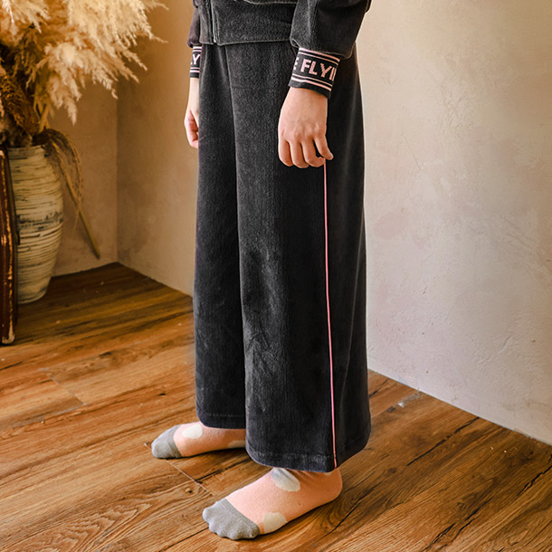 (Charcoal)Piping Velour Pants